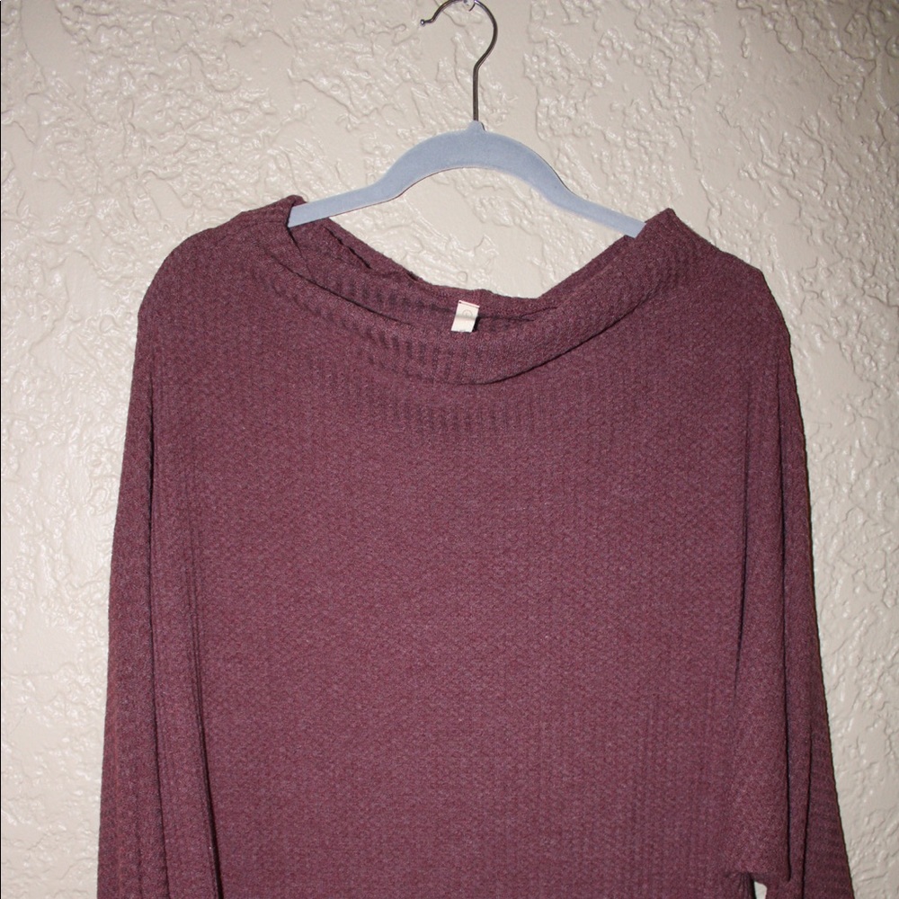 NWOT Marroon waffle knit off the shoulder shirt